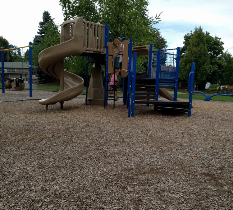 Triangle Park (Moscow,&nbspID)